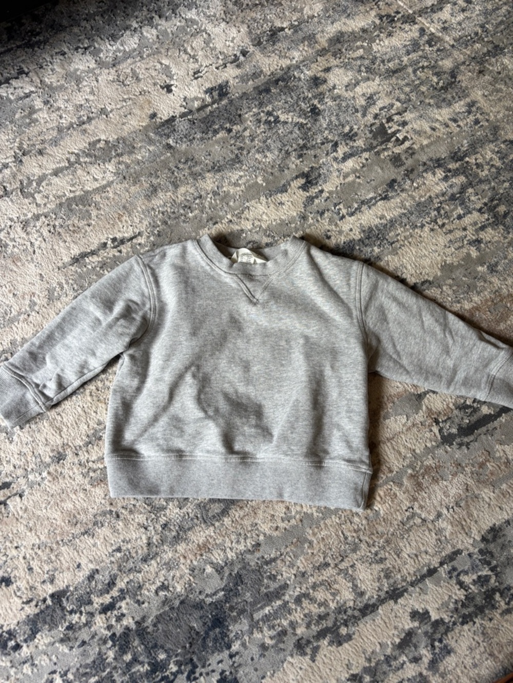 H&M Gray Crewneck Sweatshirt